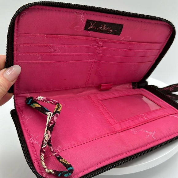 VERA BRADLEY “Mod Floral Pink” (2007, Retired) Quilted Wristlet, EUC - Picture 4 of 4